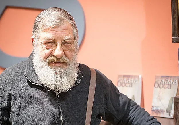 ВЪВ В.СТАНДАРТ: Бог ще пре­вър­не дома ни цър­к­ва