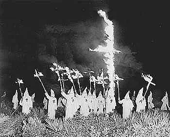 Вирусът отмени закон срещу Ку-клукс-клан