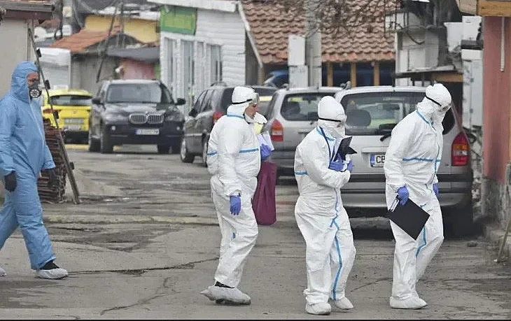 Пръскат срещу вируса "Факултета" и "Филиповци"