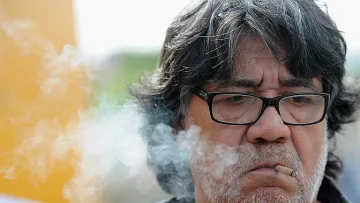 Коронавирусът уби прочут писател