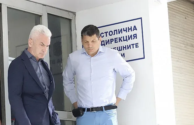 Още две обвинения срещу Сидеров