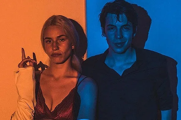 Мила Роберт и Тино в любовен дует