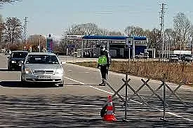 КПП-тата в Кърджали всекидневно връщат пътуващи