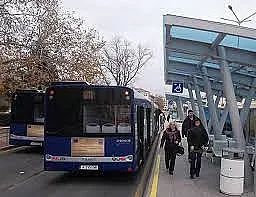 Спират последните курсове до кварталите в Бургас