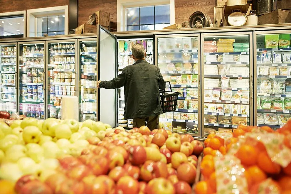 Веригите скочиха срещу продажбата на местни стоки