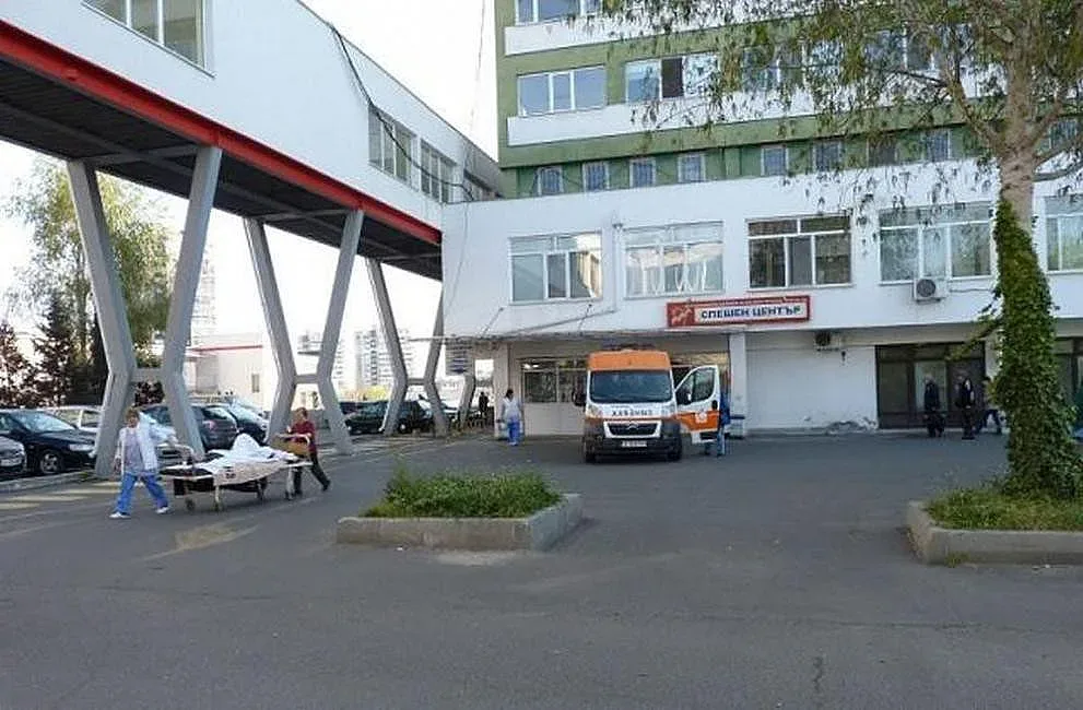 Изписаха двама от пациентите в Бургас
