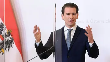 Австрия започва с магазините