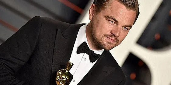 Ди Каприо няма висше образование,но свири на орган