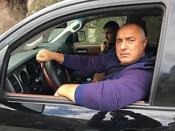 Борисов се надява 24 май да напълни ресторантите