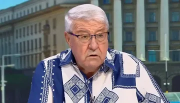 Огън по Радев: Обяви преврат и остави държавата без защита!