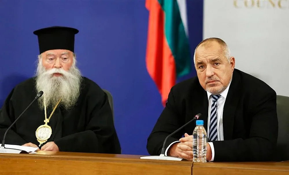 Ето какво решиха Борисов и владиците за Великден