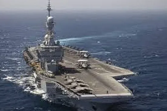 Прибират предсрочно самолетоносача „Шарл дьо Гол“