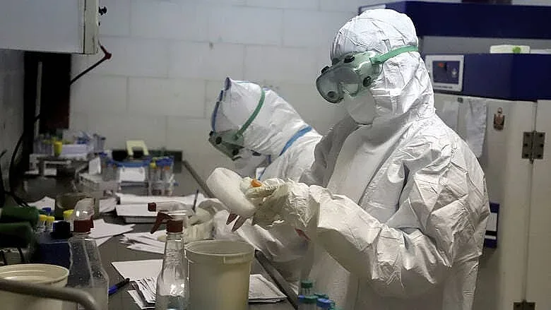 Тестват гърците по домовете за коронавирус