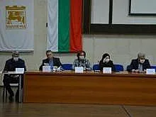 Посрещнете Пасхалните празниците у дома!