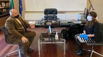 Борисов и Херо Мустафа си говориха през маски