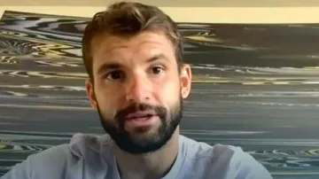 Гришо със своя фондция за подпомагане на деца