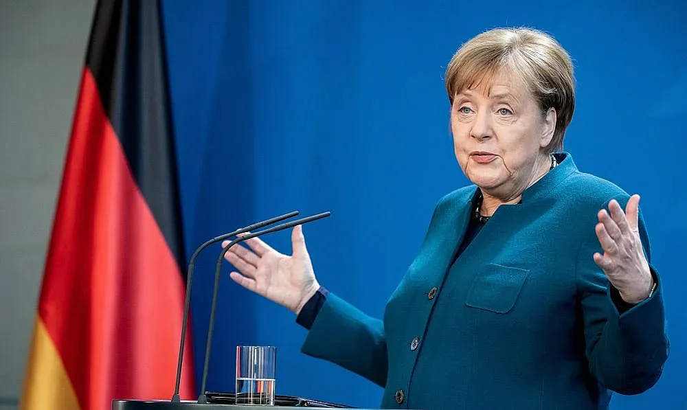 Меркел се хвърля да спасява Евросъюза