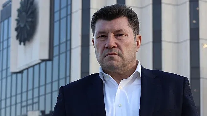 Пращат безработните да доят крави на село