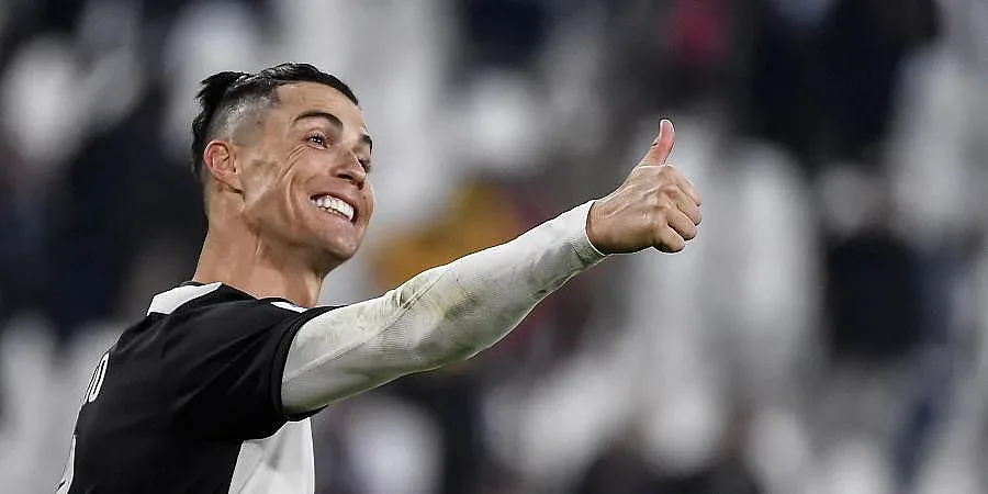 От какво печели парите си Кристиано Роналдо