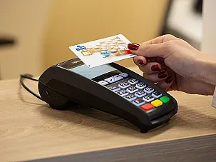 ОББ вдига лимита на плащания през ПОС-терминал