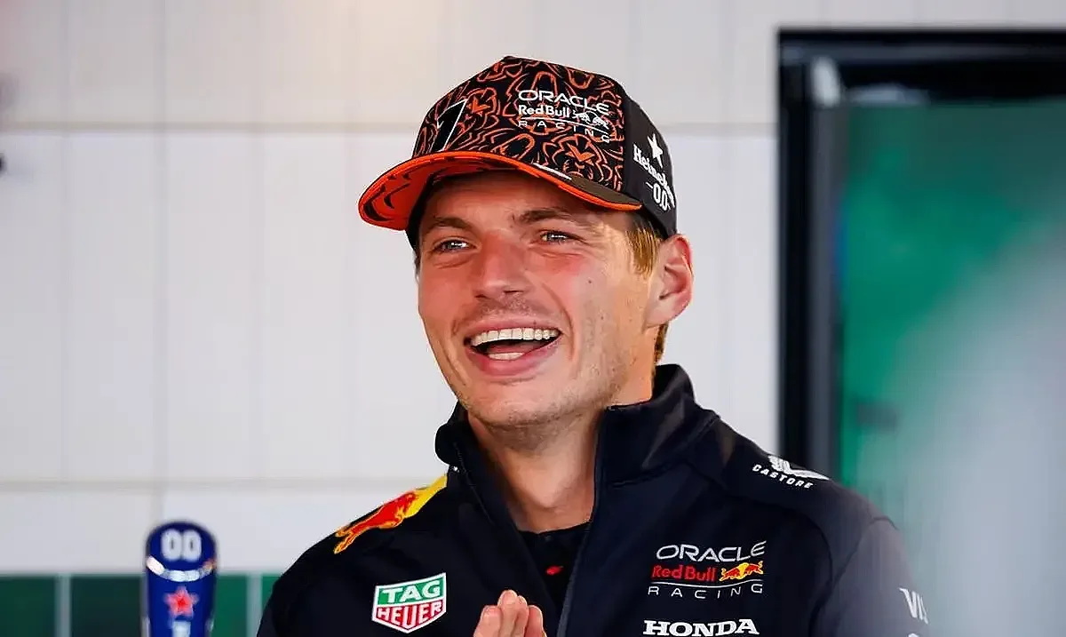 Верстапен триумфира на квалификацията в Азербайджан