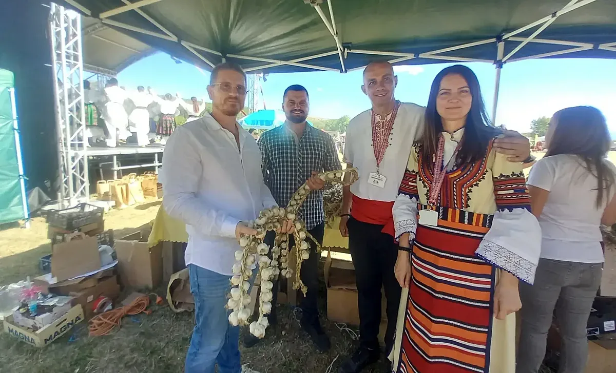 Топ гости дегустираха черния чесън в Долни Раковец