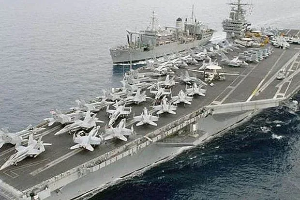 Коя държава подготвя първия си ядрен самолетоносач