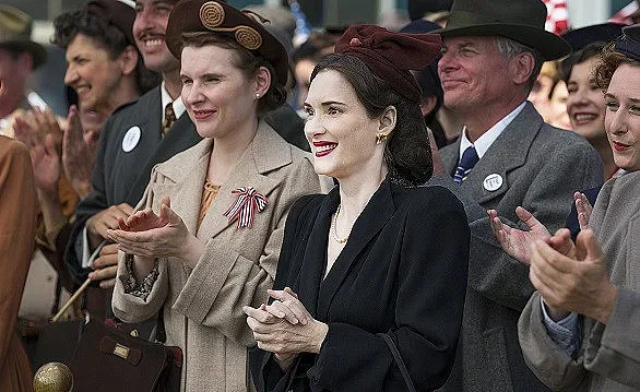 Уинона Райдър в „Заговорът срещу Америка“