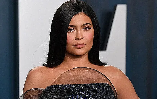 Кайли Дженър произвежда дезинфектант за болници