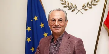 Ахмед Доган на 66