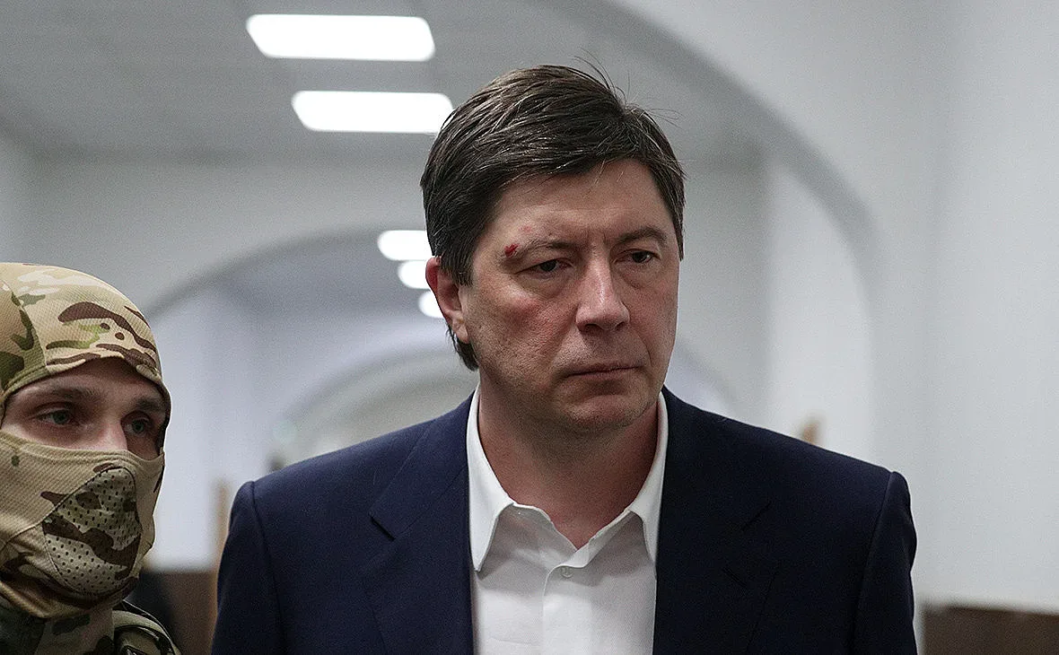 Олигарх предлага моловете си за борбата с вируса