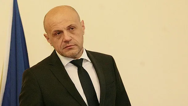 Ис­кат по­ве­че фир­ми по схе­ма­та 60:40 за зап­ла­ти
