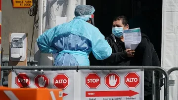 Зловеща пандемия: 100 000 заразени в САЩ