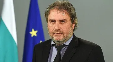 Боил Банов обсъди спасителни варианти за свободните артисти