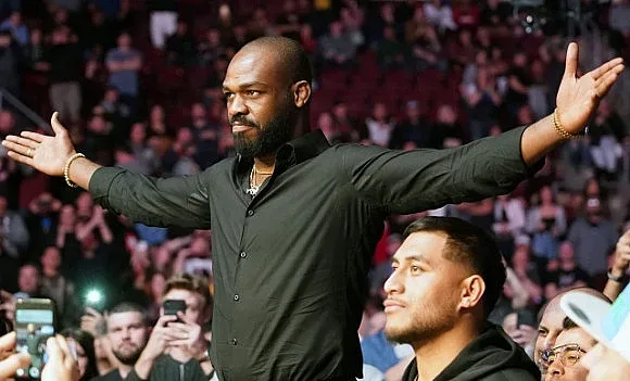 Арестуваха звезда от UFC