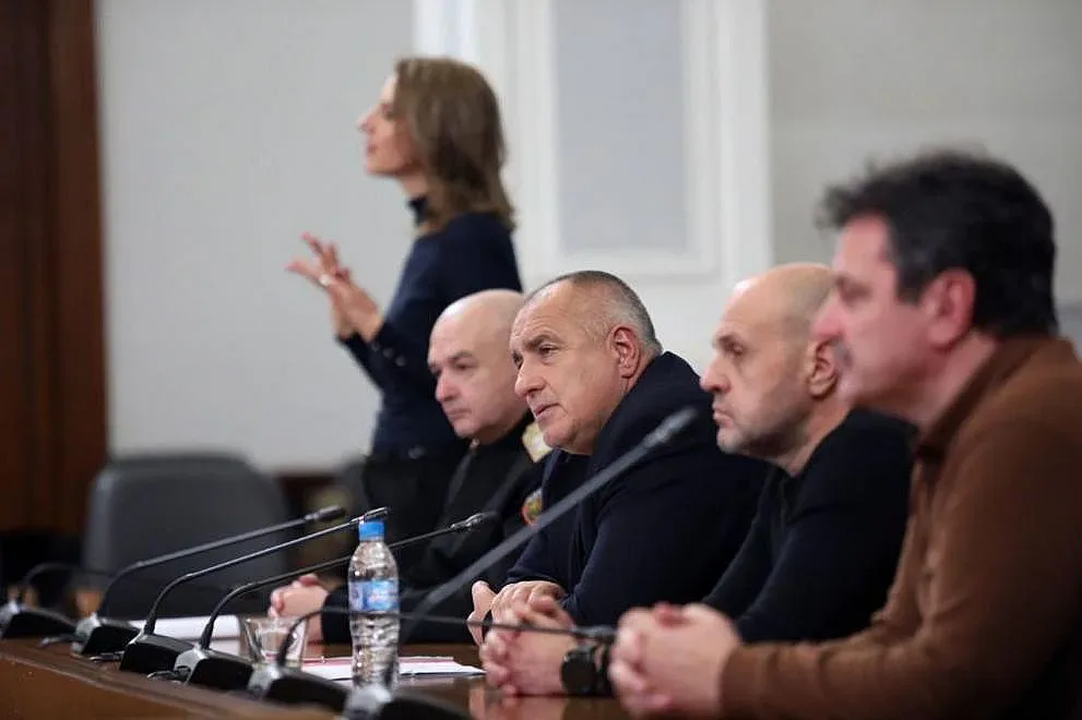 Борисов: Правим 1000 теста на полицаи и шофьори