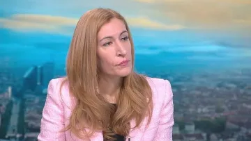 Ангелкова: Всеки си иска парите