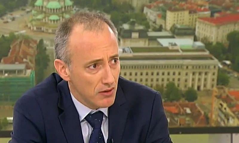 Вълчев хвали старта на онлайн обучението