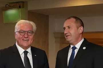 Отлага се посещението на Радев в Германия