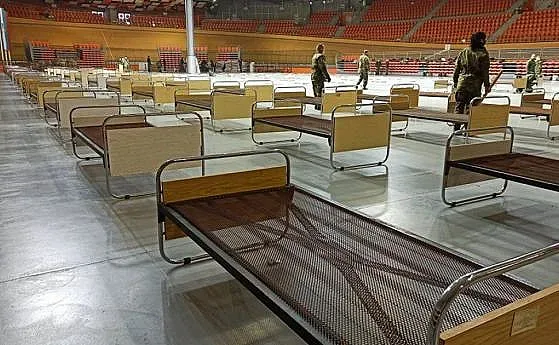 Пловдивският "Колодрум" стана полева болница