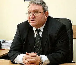 И университетите се включват в даренията