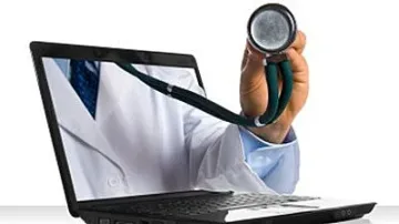 Лекари консултират банскалии онлайн