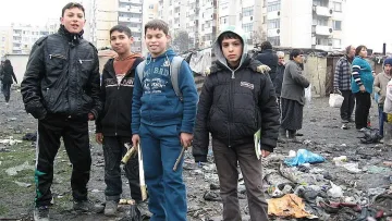 Наясно ли сме ромите спазват ли правилата?