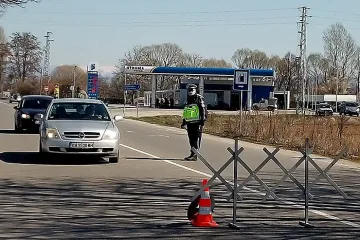 Без напрежение по КПП-та в София