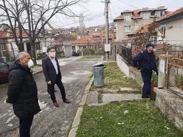 Кметове проверяват кой е под карантина