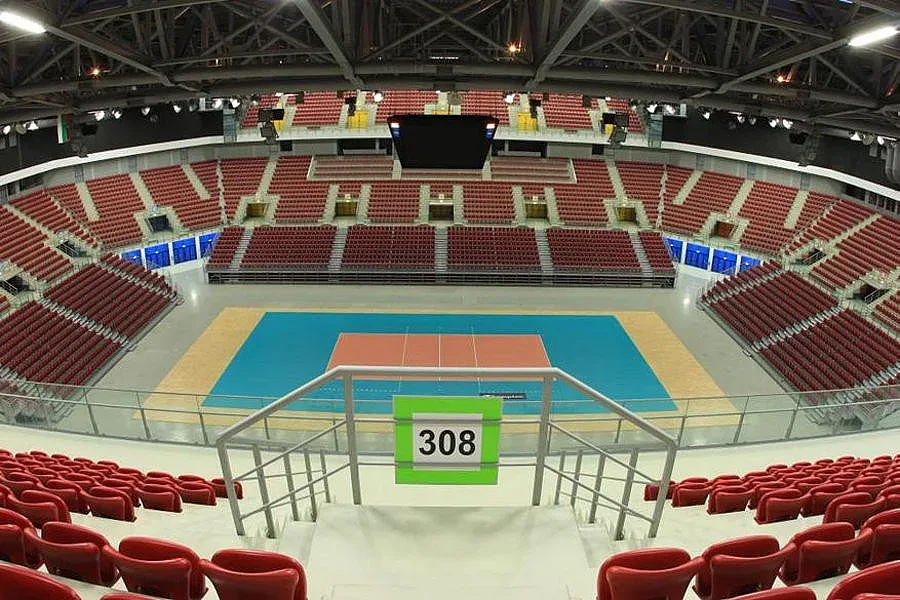 Тренират за полева болница в "Арена Армеец"