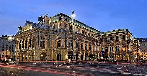 В Австрия вече не се влиза само с 1 доза ваксина