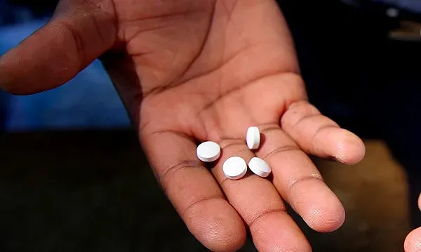 Хлороквин ли е вълшебното хапче срещу вируса?