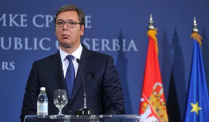 Сърбия се барикадира от всички страни