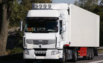 Тираджия под карантина  тръгна  с камиона за Германия